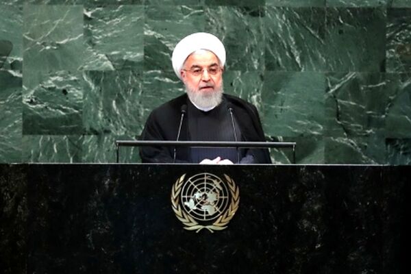 واکنش‌ها در ایران به پاتک روحانی به ترامپ
