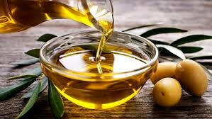رییس شورای ملی زیتون: روغن زیتون ارز دولتی نمی‌خواهد