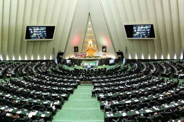 طرح تاسیس بانک توسعه ایران تصویب شد