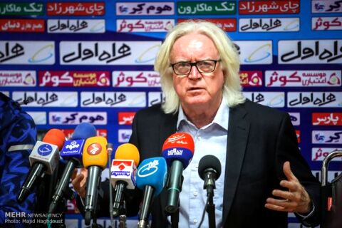 وینفرد شفر: شجاعانه بازی می‌کنیم و نگران اخراج نیستم