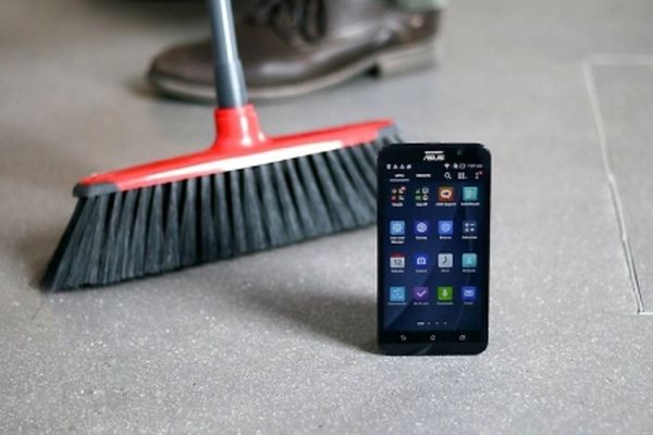 لطفا این ۵ اپ بی فایده را از روی گوشی موبایلتان حذف کنید!