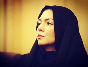 سکوت «آزاده نامداری» شکست/گلایه های مجری پرحاشیه