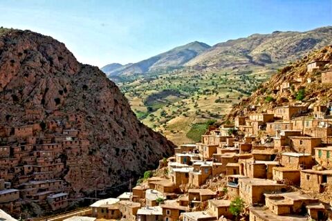 روستای خرو نیشابور، پایتخت لواشک ایران