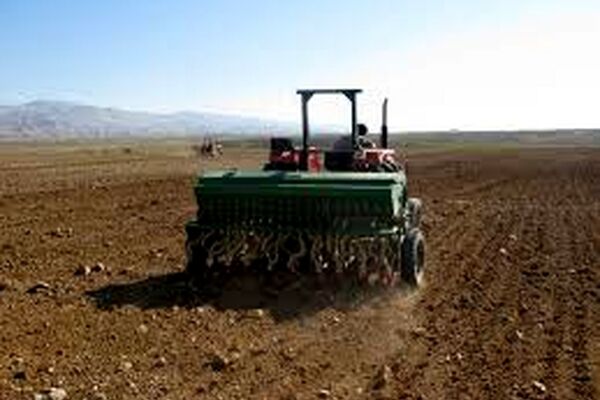برنامه کشت پاییزه محصولات کشاورزی در استان