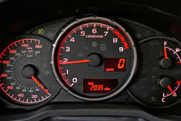 چگونه کارکرد کیلومتر واقعی خودرو را تشخیص دهیم؟