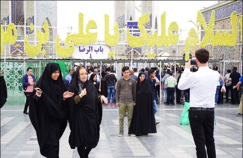 بیش از ۱۶ میلیون زائر و مسافر به مشهدمقدس سفر کردند