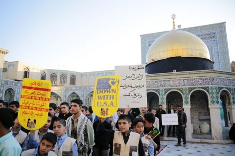 تجمع کودکان و نوجوانان مشهدی در صحن قدس