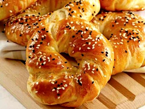 چگونه مانع بیات شدن نان شویم؟