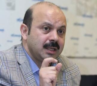 بازار به ثبات می رسد/بانک مرکزی ارزش پول کشور را تضمین کند
