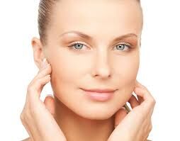 با چای سبز پوست را پاکسازی کنید