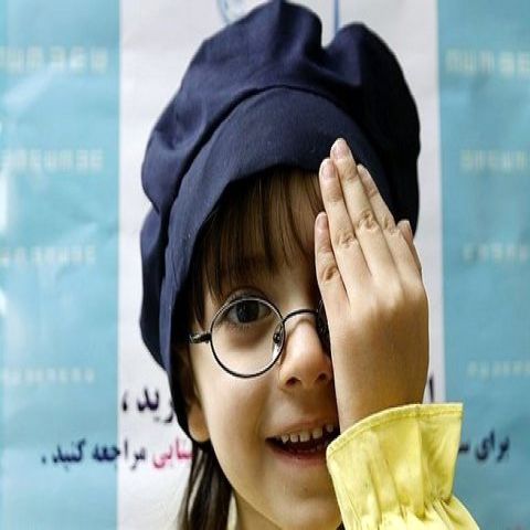 چشمانتان را فردا درمشهد رایگان معاینه کنید