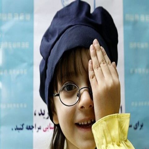 چشمانتان را فردا درمشهد رایگان معاینه کنید