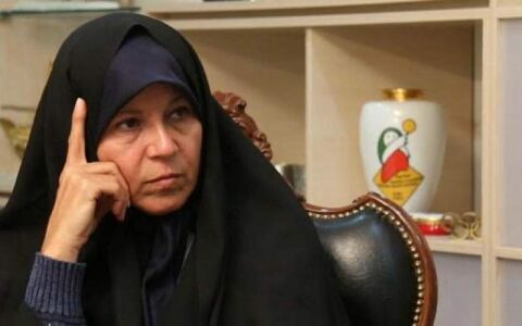 فائزه هاشمی: پیغام داده‌اند ساکت باشم