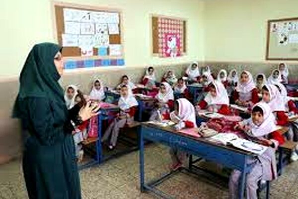 تکلیف معلمان بازنشسته در قانون‌منع بکارگیری بازنشستگان چیست؟