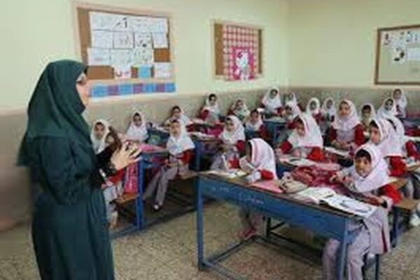 تکلیف معلمان بازنشسته در قانون‌منع بکارگیری بازنشستگان چیست؟