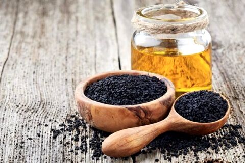 برای خودتان دمنوش سیاه دانه دم کنید