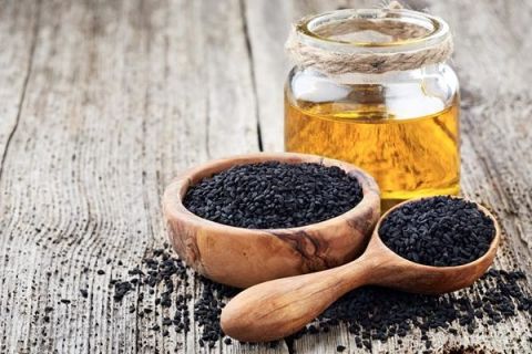 برای خودتان دمنوش سیاه دانه دم کنید