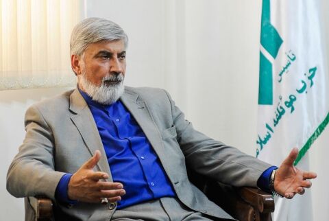 دولت‌ها، احزاب را خار چشم خود می‌دانند