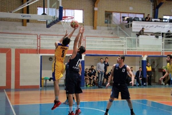 بودجه کمتری نسبت به سایر رقبا در اختیار داریم/ برای تیم‌ها زنگ تفریح نیستیم