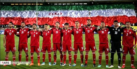 همسران بازیکنان تیم ملی در جایگاه ویژه(عکس)