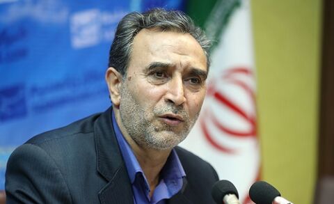 دهقان: تیم اقتصادی دولت از نظرات اقتصاددانان حداکثر بهره را ببرد