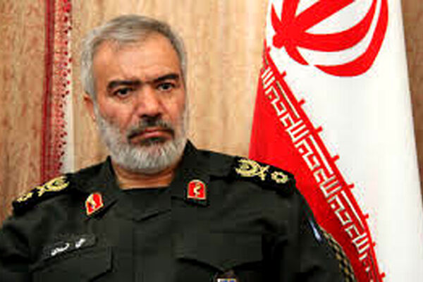 ابرقدرت‌ها در مقابل ایران صف‌آرایی کرده‌اند/ ۴۰ سال دشمنی بی‌اثر