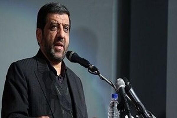 خواص، بدون آسیب وابستگی قدرت و ثروت نتوانستند وظایفشان را انجام دهند