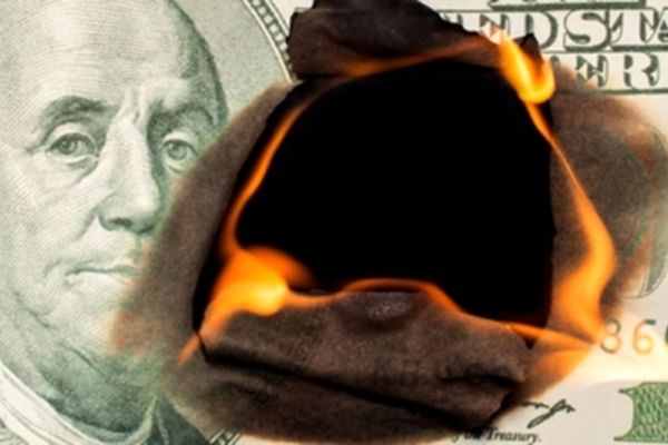 چین و روسیه دلار را از مبادلات تجاری دوجانبه حذف می‌کنند