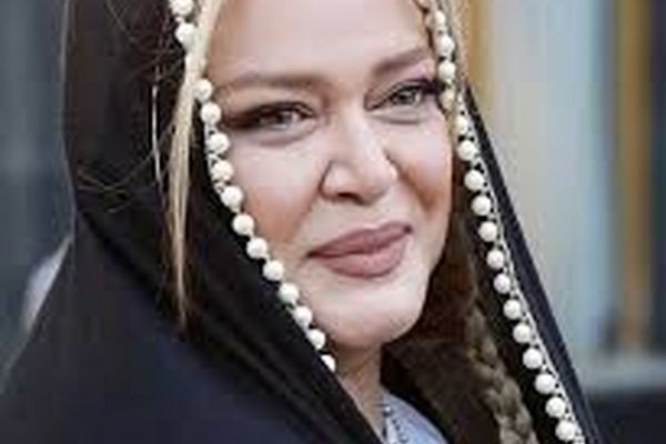 قدم زدن های حاجی و بهاره در هوای دونفره پاییز!