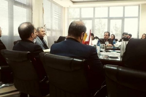 امسال بخش خصوصی چراغ نمایشگاه بورس بانک و بیمه را در مشهد روشن‌می کند