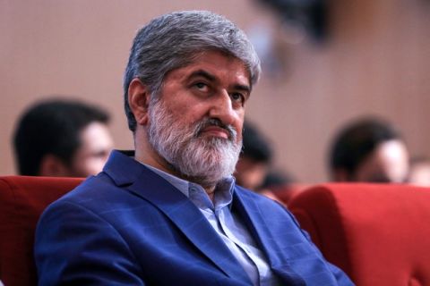 مطهری: با رسانه آزاد قتل‌های زنجیره‌ای رخ نمی‌داد