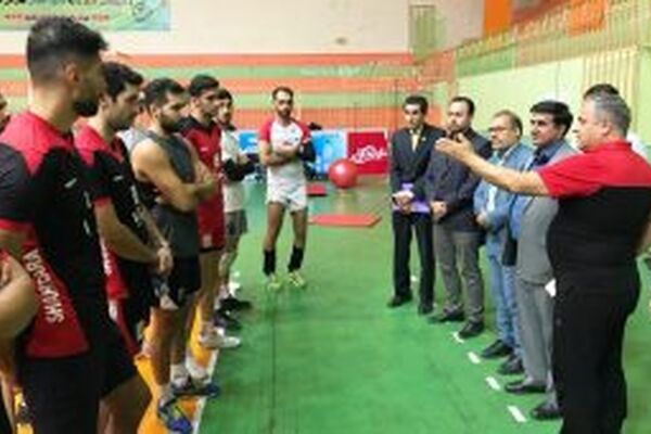 مشکلات سالن مهران برطرف می‌شود / از پیام برای حضور موفق در لیگ حمایت می کنیم
