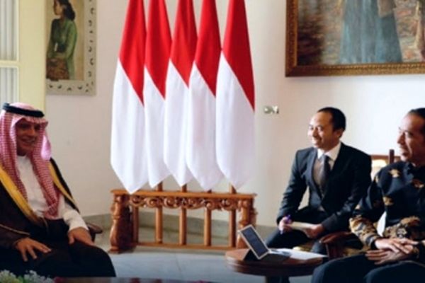 فرار وزیر خارجه سعودی از کنفرانس خبری