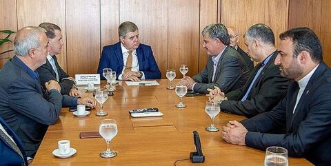 نمایندگان مجلس در برزیل چه می کنند+عکس