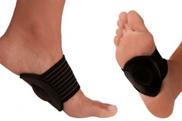 بهترین زمان درمان صافی کف پا/ چگونه از انحراف انگشت شست پا پیشگیری کنیم؟