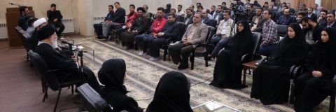 قهرمانان ورزشی، افتخار اسلام هستند/ قهرمانان حامل ارزش‌های دینی باشند