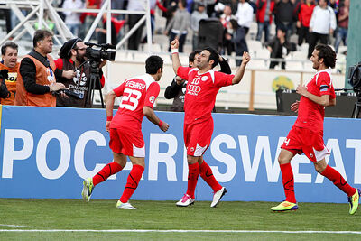 پرسپولیس صعود کرد