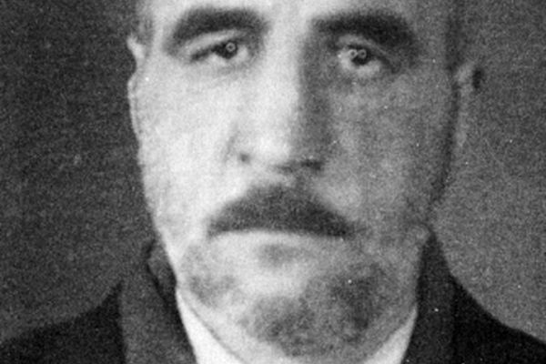 مردی که با عشق به امام حسین (ع) عارف شد + عکس