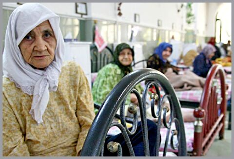تنها خانه سالمندان گناباد در آستانه تعطیلی قرار دارد