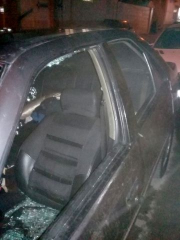 آتش سوزی یک دستگاه خودرو پژو 405 در نیشابور  