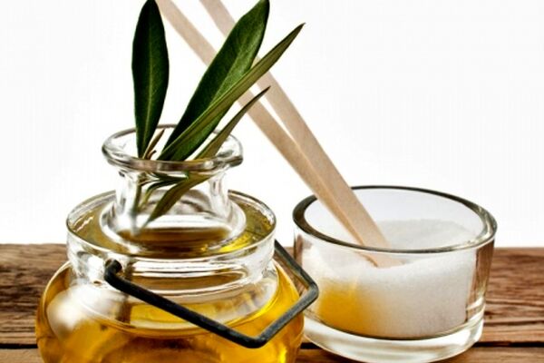 لایه برداری از پوست با اسکراب خانگی