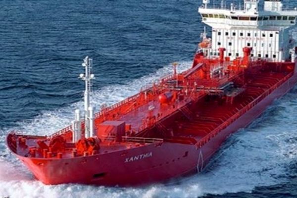 رویترز: بیشتر نفت ایران ذخیره می شود