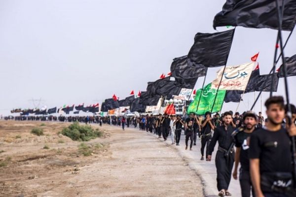 در پیاده روی اربعین چه ذکری را بیشتر بگوییم؟