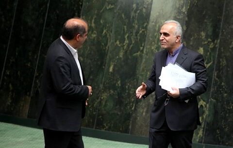" دژپسند" وزیر اقتصاد و امور دارایی شد