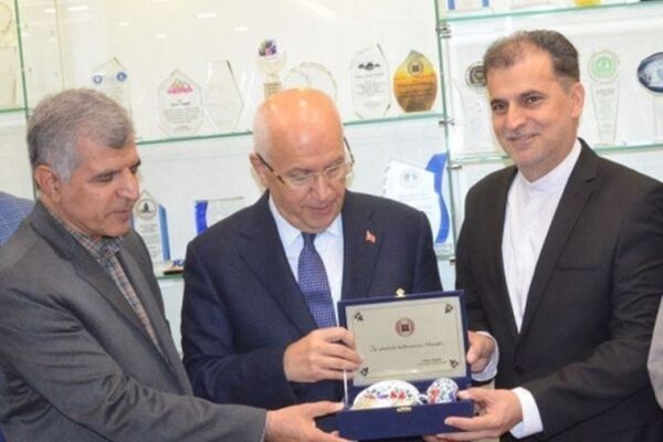امضای تفاهمنامه همکاری خراسان رضوی و بنیاد علویون ترکیه