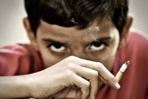چگونه مانع سیگارکشیدن نوجوانان شویم؟