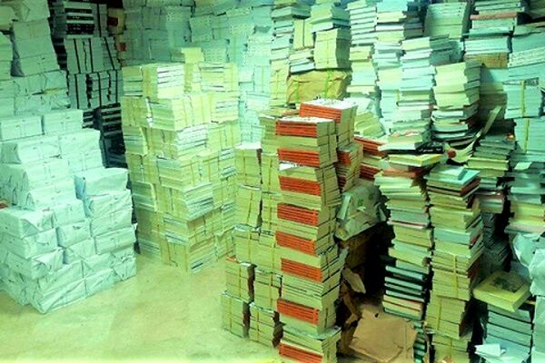 داستانی که سر دراز دارد/ کشف یک کتابفروشی دیگر با کتاب‌های قاچاق