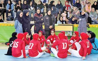 مشهدی‌ها در خانه می‌مانند