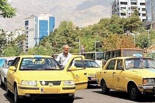 تاکسیران مشهدی 700 میلیون ریال اشیای قیمتی را به‌مسافر عراقی بازگرداند