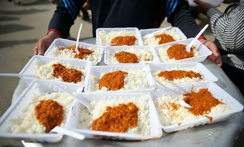 توزیع غذای نذری خارج از موکبهای زائران پیاده ممنوع است